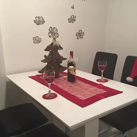 Appartamento Leptir *