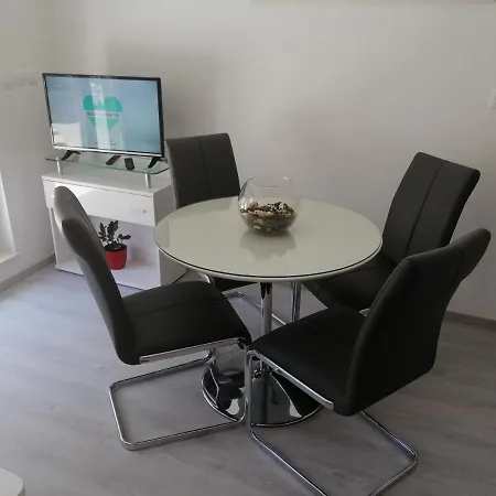 Leptir Apartament *